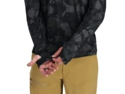 Simms SolarFlex® Hoody -Karl's Fishing & Outdoors simms regimentcamocarbon solarflexhoody thumbhole 51 10 sim 10023rcs