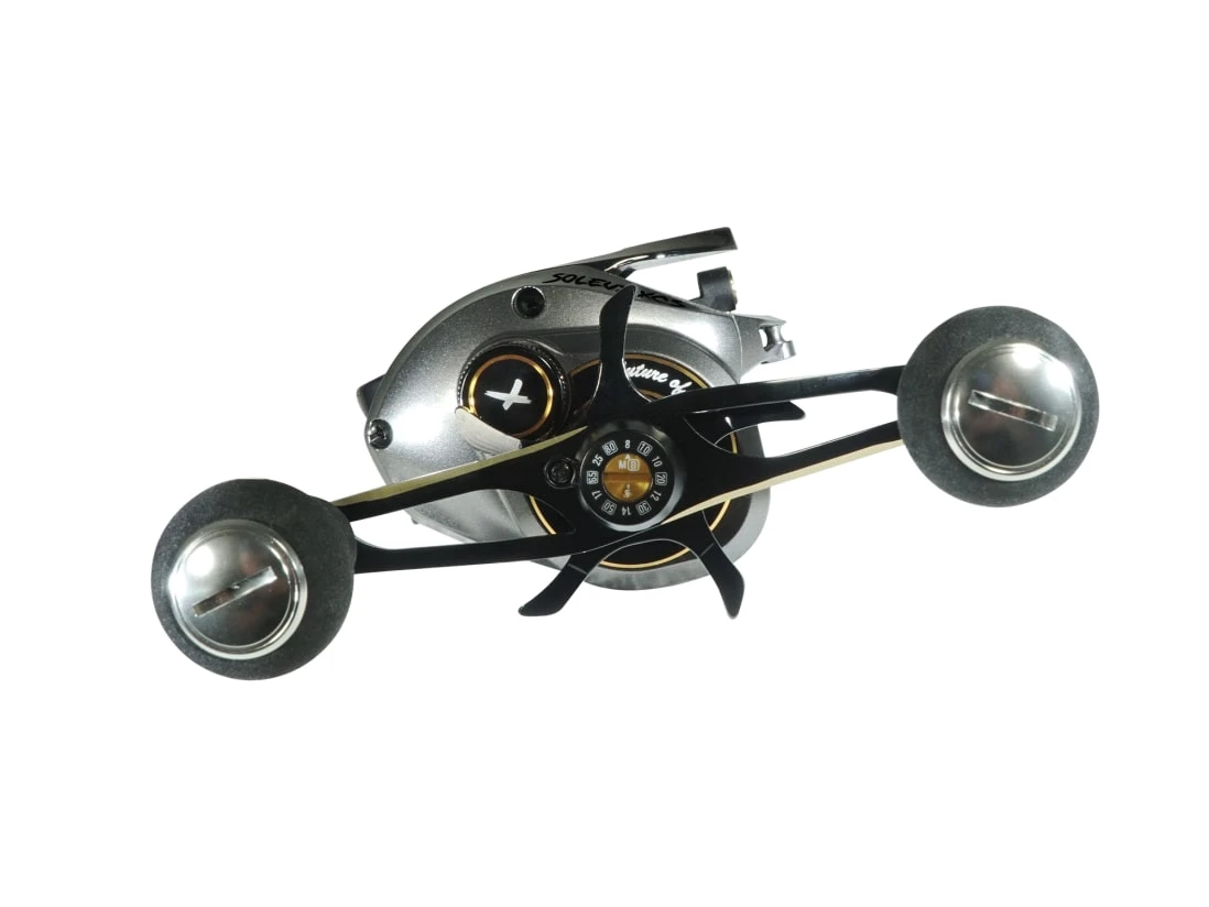 Favorite Fishing Soleus XCS Baitcasting Reel 4 Favorite Fishing Soleus XCS Baitcasting Reel - Image 2